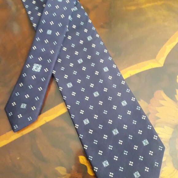 Loewe tie - Picture 2 of 5